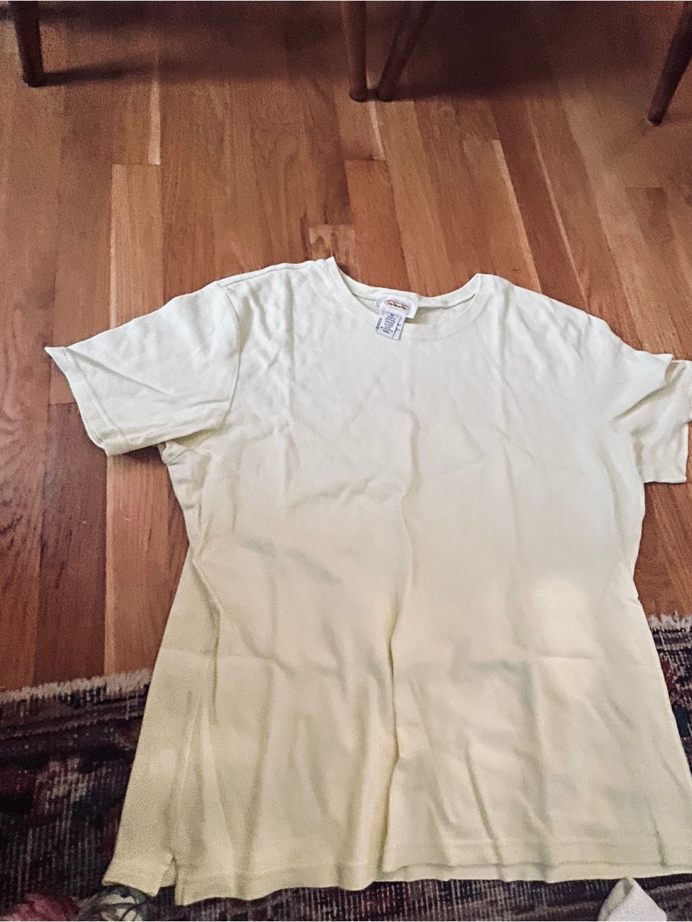 Talbots  ladies Light Yellow Short Sleeve Crewneck Tee sz xl nwot